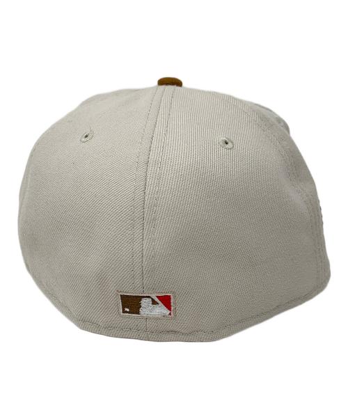 New Era（ニューエラ）New Era (ニューエラ) キャップ 59FIFTY（フィフティーナインフィフティー） ベージュ×ブラウン サイズ:58.7㎝の古着・服飾アイテム