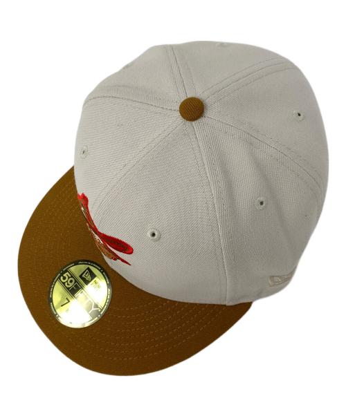 New Era（ニューエラ）New Era (ニューエラ) キャップ 59FIFTY（フィフティーナインフィフティー） ベージュ×ブラウン サイズ:58.7㎝の古着・服飾アイテム