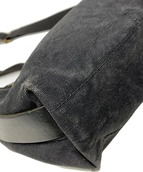 suolo（スオーロ）suolo (スオーロ) ショルダーバッグ ブラック サイズ:実寸サイズにてご確認下さい。の古着・服飾アイテム