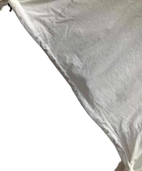 THE NORTH FACE（ザ ノース フェイス）THE NORTH FACE (ザ ノース フェイス) ナイロンジャケット スワローテイルフーディ ライトグレー サイズ:Lの古着・服飾アイテム