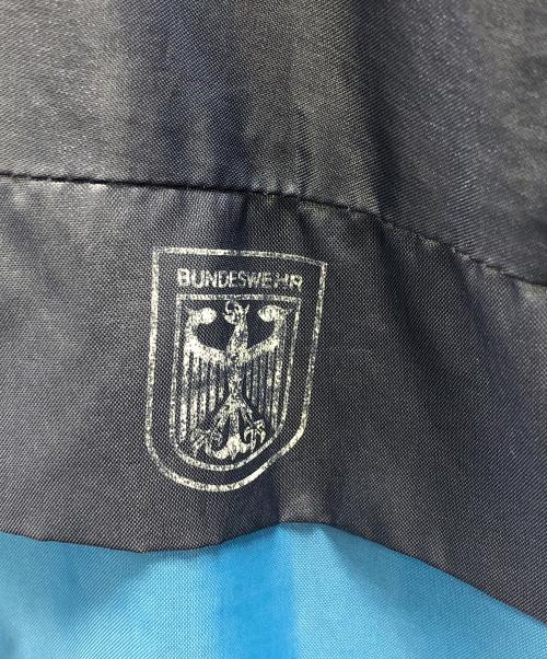 adidas（アディダス）adidas (アディダス) German Army Rain Track Jacket（ジャーマン アーミー レイン トラック ジャケット） ネイビー×スカイブルー サイズ:USA 38の古着・服飾アイテム