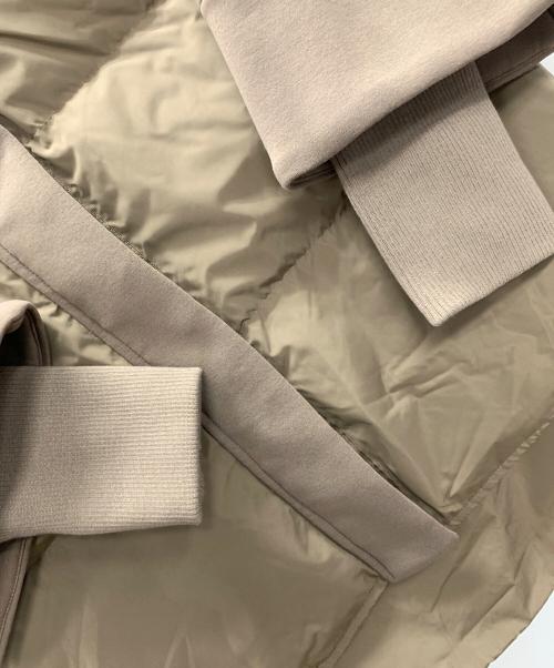 BRAHMIN（ブラーミン）BRAHMIN (ブラーミン) レイヤードセミベルスリーブ フーデットダウンアウター カーキ サイズ:38の古着・服飾アイテム