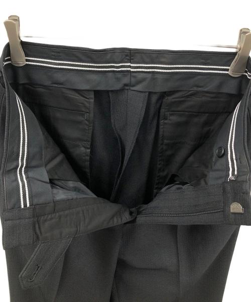 Towa Uniform（トーワユニフォーム）Towa Uniform (トーワユニフォーム) スリーピース セットアップスーツ ブラック サイズ:ジャケットAB6　ベストL　スラックス79の古着・服飾アイテム