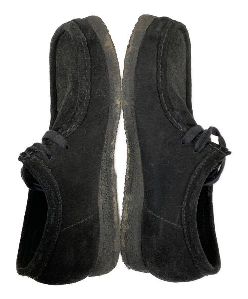 CLARKS（クラークス）CLARKS (クラークス) ワラビーシューズ ブラック サイズ:EU41 ½の古着・服飾アイテム