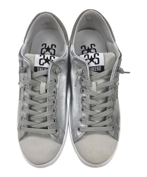 2STAR（ツースター）2STAR (ツースター) ローカットスニーカー シルバー サイズ:41の古着・服飾アイテム