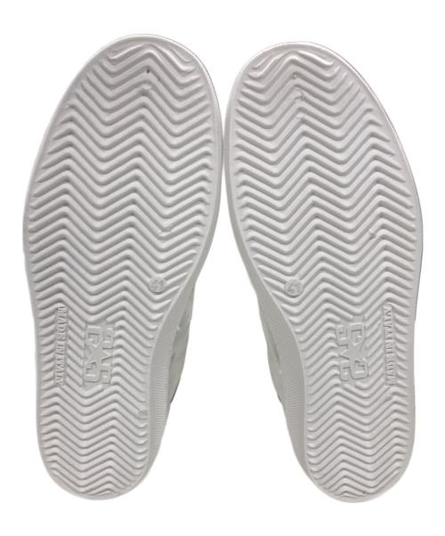 2STAR（ツースター）2STAR (ツースター) ローカットスニーカー シルバー サイズ:41の古着・服飾アイテム