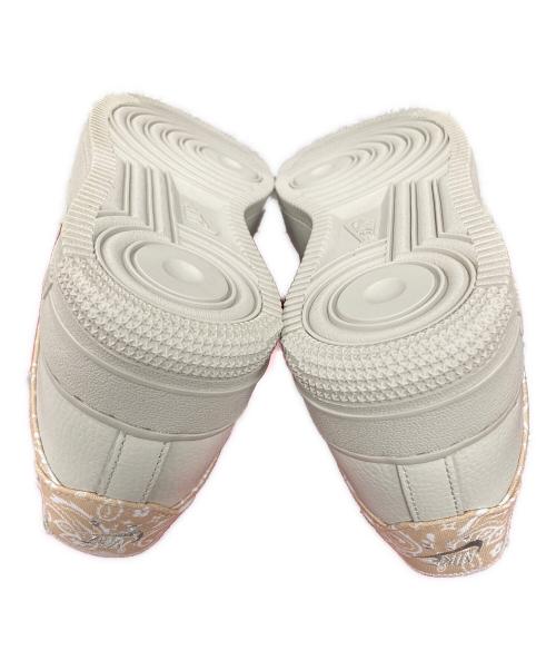 NIKE（ナイキ）NIKE (ナイキ) スニーカー WMNS AIR FORCE 1 '07 （ウィメンズ ナイキ エアフォース） ベージュ サイズ:25 未使用品の古着・服飾アイテム