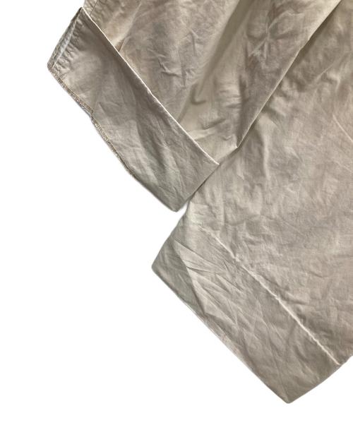 ISSEY MIYAKE（イッセイミヤケ）ISSEY MIYAKE (イッセイミヤケ) イージーパンツ ベージュ サイズ:実寸サイズにてご確認ください。の古着・服飾アイテム