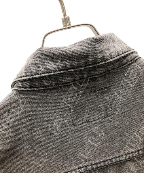 FUBU（フブ）FUBU (フブ) デニムジャケット PATTERN DENIM JACKET（パターン デニム ジャケット） グレー サイズ:Mの古着・服飾アイテム