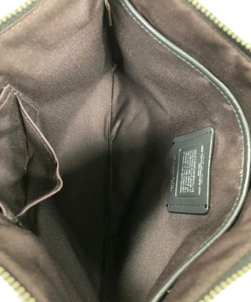 COACH（コーチ）COACH (コーチ) クラッチバッグ シグネチャー ブラック サイズ:実寸サイズにてご確認ください。の古着・服飾アイテム