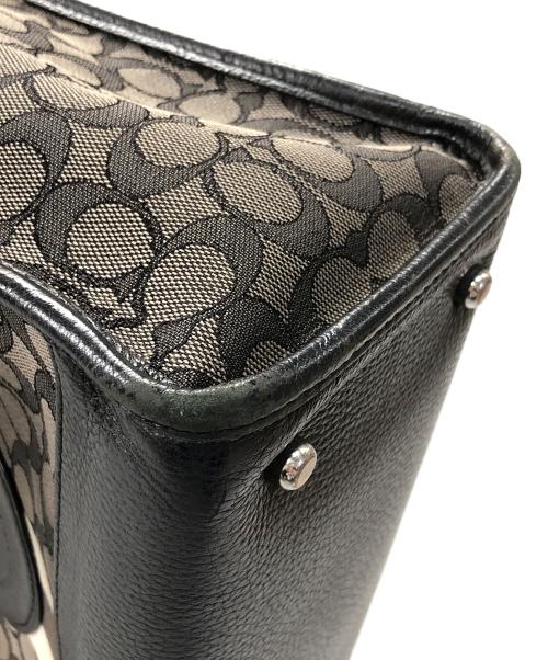 COACH（コーチ）COACH (コーチ) 2WAYバッグ ハンドバッグ ショルダーバッグ デンプシー キャリオール シグネチャー ジャカード ストライプ アンド パッチ ブラック サイズ:実寸サイズにてご確認ください。の古着・服飾アイテム