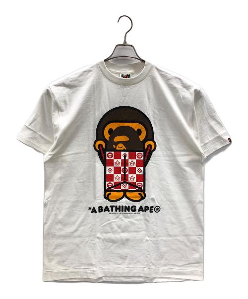 A BATHING APE（ア ベイシング エイプ）A BATHING APE (ア ベイシング エイプ) Tシャツ ホワイト サイズ:XLの古着・服飾アイテム