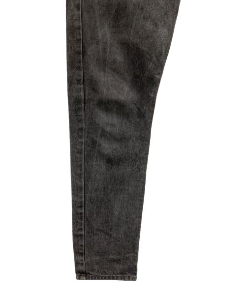 LEVI'S（リーバイス）LEVI'S (リーバイス) デニムパンツ REGULAR FIT STRAIGHT LEG（レギュラーフィットストレートレッグ） ブラック サイズ:W33×L34の古着・服飾アイテム