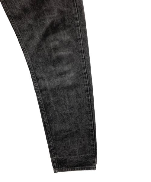 LEVI'S（リーバイス）LEVI'S (リーバイス) デニムパンツ REGULAR FIT STRAIGHT LEG（レギュラーフィットストレートレッグ） ブラック サイズ:W33×L34の古着・服飾アイテム