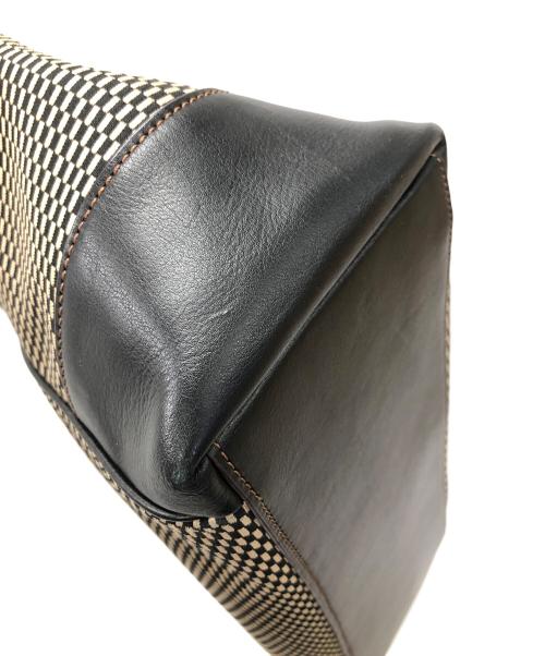 COACH（コーチ）COACH (コーチ) レガシー エクスプローデッド ジャガード アヴァ トートバッグ ベージュ×ブラック サイズ:実寸サイズにてご確認ください。の古着・服飾アイテム