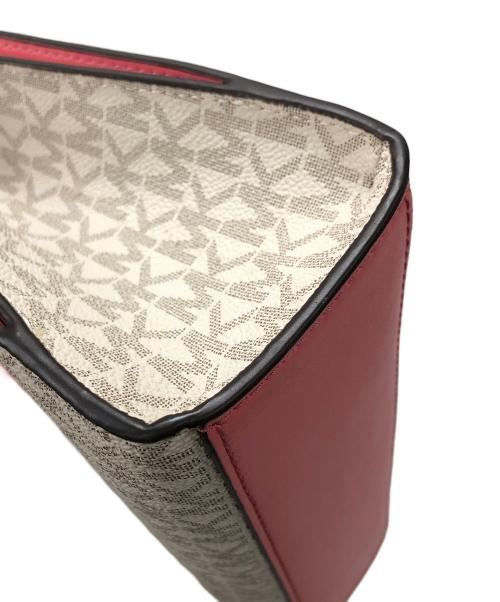 MICHAEL KORS（マイケル・コース）MICHAEL KORS (マイケル・コース) ハンドバッグ SHEILA（シェイラ）センタージップ サッチェル スモール MK（エムケー）シグネチャー ベージュ×ピンク サイズ:実寸サイズにてご確認ください。の古着・服飾アイテム