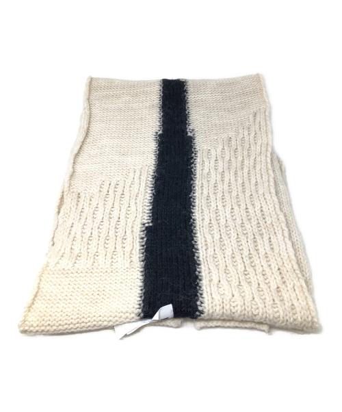 MM6 Maison Margiela（エムエムシックスメゾンマルジェラ）MM6 Maison Margiela (エムエムシックスメゾンマルジェラ) マフラー ベージュ サイズ:実寸サイズにてご確認下さい。の古着・服飾アイテム