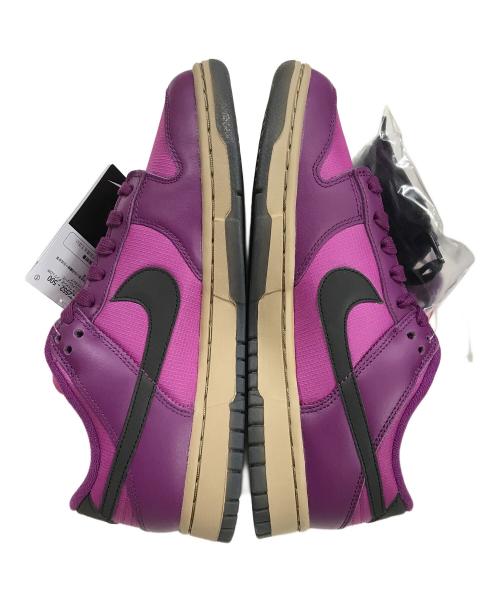 NIKE（ナイキ）NIKE (ナイキ) スニーカー W Dunk Low (ウィメンズ ダンク ロー) パープル サイズ:25.5 未使用品の古着・服飾アイテム