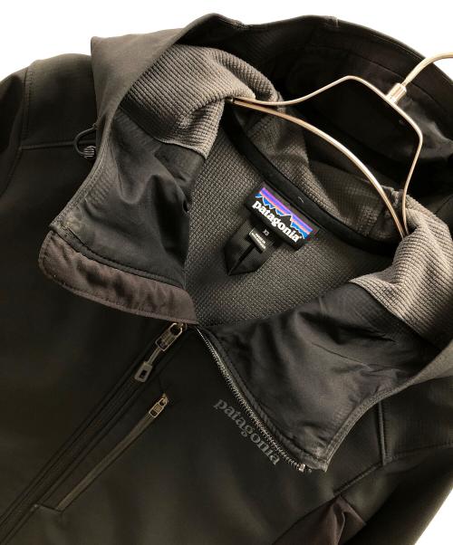 Patagonia（パタゴニア）Patagonia (パタゴニア) ナイロンジャケット Adze Hydrid Hoody（アズ ハイブリッド フーディ） ブラック サイズ:XSの古着・服飾アイテム