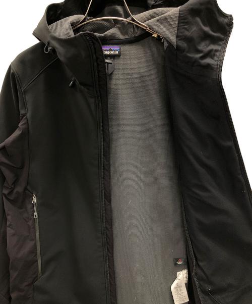 Patagonia（パタゴニア）Patagonia (パタゴニア) ナイロンジャケット Adze Hydrid Hoody（アズ ハイブリッド フーディ） ブラック サイズ:XSの古着・服飾アイテム