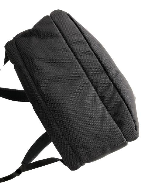 THE NORTH FACE（ザ ノース フェイス）THE NORTH FACE (ザ ノース フェイス) バックパック SHUTTLE DAYPACK（シャトル デイパック） ブラック サイズ:実寸サイズにてご確認下さい。の古着・服飾アイテム