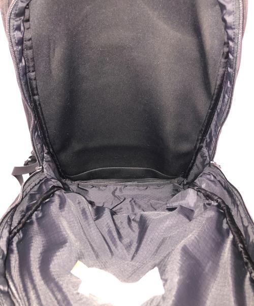 THE NORTH FACE（ザ ノース フェイス）THE NORTH FACE (ザ ノース フェイス) バックパック SHUTTLE DAYPACK（シャトル デイパック） ブラック サイズ:実寸サイズにてご確認下さい。の古着・服飾アイテム