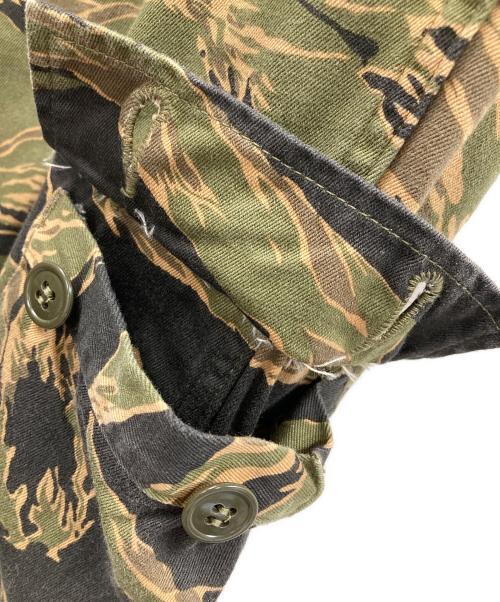 BUZZ RICKSON'S（バズリクソンズ）BUZZ RICKSON'S (バズリクソンズ) ハーフパンツ GOLD TIGER SHORTS（ゴールド タイガー ショーツ） カーキ サイズ:LARGEの古着・服飾アイテム