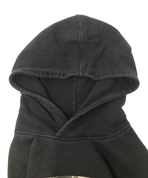 Y-3（ワイスリー）Y-3 (ワイスリー) スクエアラベルロゴ グラフィック プルオーバー パーカー ブラック サイズ:Sの古着・服飾アイテム