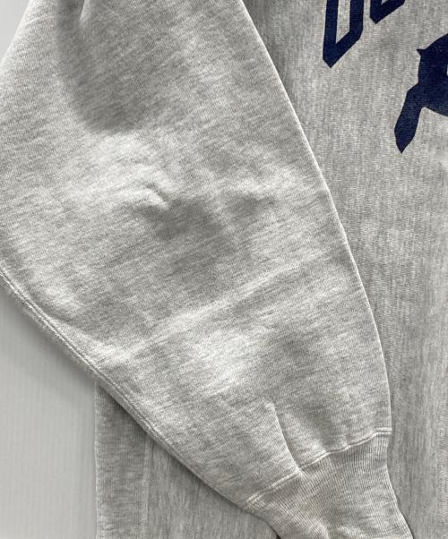 Champion REVERSE WEAVE（チャンピオン リバース ウィーブ）Champion REVERSE WEAVE (チャンピオン リバース ウィーブ) スウェット グレー サイズ:実寸サイズにご確認ください。の古着・服飾アイテム