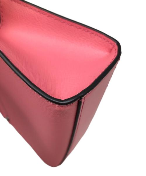 MICHAEL KORS（マイケル・コース）MICHAEL KORS (マイケル・コース) クロスボディショルダーバッグ シーラ スモール EW トップジップ クロスボディ ピンク サイズ:実寸サイズにてご確認下さい。の古着・服飾アイテム