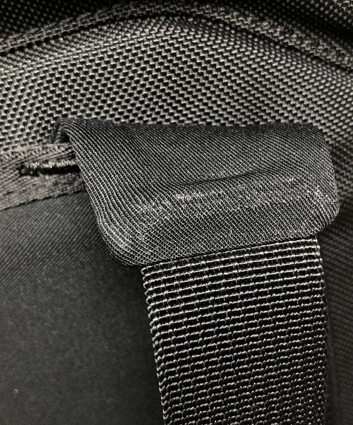 ARC'TERYX（アークテリクス）ARC'TERYX (アークテリクス) Arro 8 Shoulder Bag（アロー エイト ショルダー バッグ） ブラック サイズ:実寸サイズにてご確認下さい。の古着・服飾アイテム