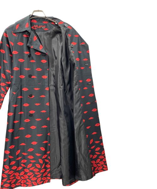 ふりふ（フリフ）ふりふ (フリフ) コート ブラック×レッド サイズ:M 未使用品の古着・服飾アイテム