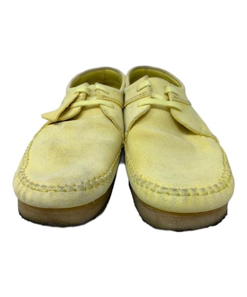 CLARKS（クラークス）CLARKS (クラークス) スウェードシューズ ワラビーブーツ クリーム サイズ:27cmの古着・服飾アイテム