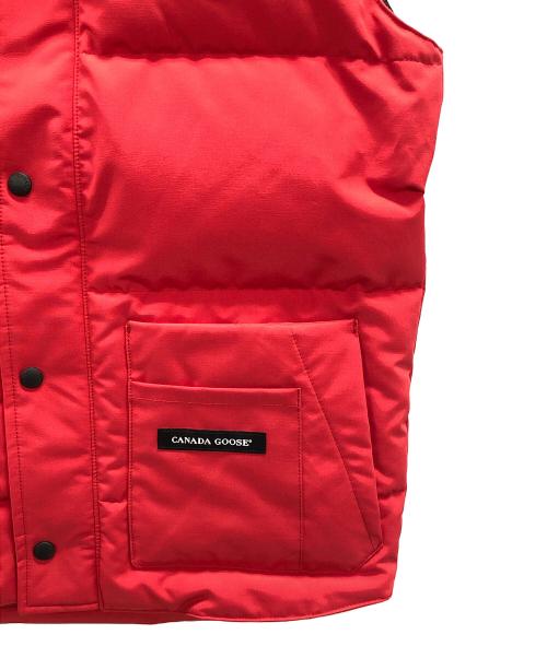 CANADA GOOSE（カナダグース）CANADA GOOSE (カナダグース) ダウンベスト Freestyle Vest Men(フリースタイルベスト) レッド サイズ:S/Pの古着・服飾アイテム
