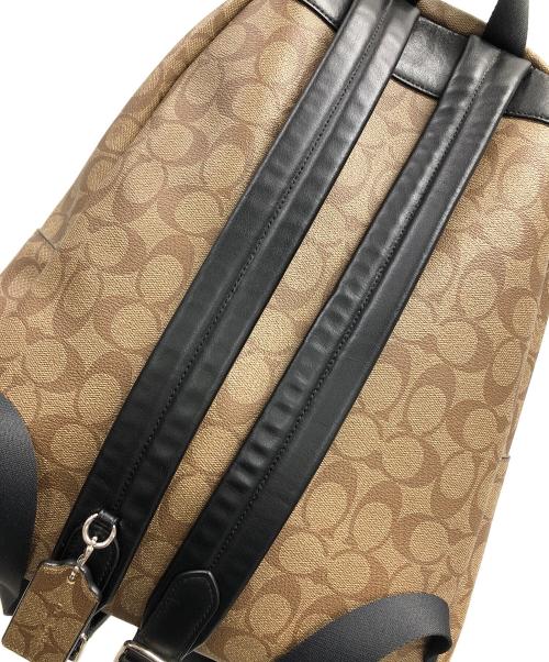 COACH（コーチ）COACH (コーチ) リュック シグネチャー ワッペン バックパック ベージュ サイズ:実寸サイズにてご確認ください。の古着・服飾アイテム
