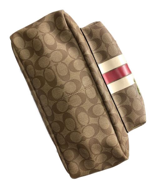 COACH（コーチ）COACH (コーチ) リュック シグネチャー ワッペン バックパック ベージュ サイズ:実寸サイズにてご確認ください。の古着・服飾アイテム