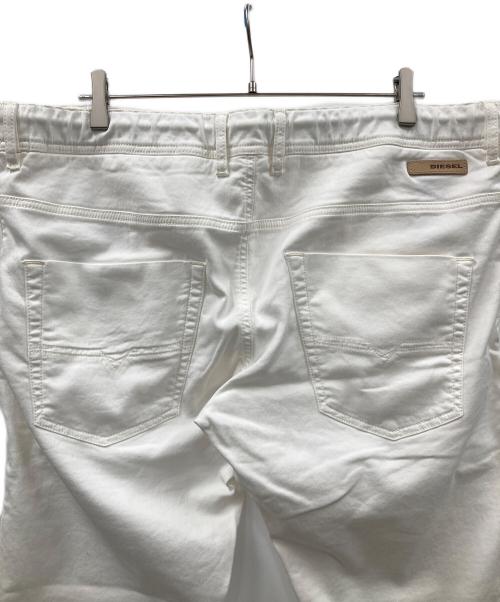 DIESEL（ディーゼル）DIESEL (ディーゼル) パンツ ホワイト サイズ:38の古着・服飾アイテム