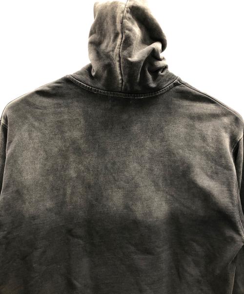 X-LARGE（エクストララージ）X-LARGE (エクストララージ) プルオーバーパーカー OLD ENGLISH BLEACHED HOODED SWEATSHIRT(オルドイングリッシュブリーチフーディ) ブラック サイズ:XLの古着・服飾アイテム