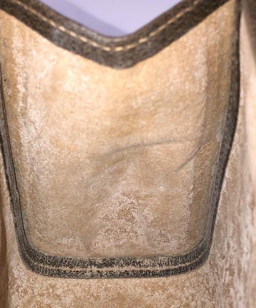 GUCCI（グッチ）GUCCI (グッチ) クラッチバッグ ベージュ サイズ:実寸サイズにてご確認ください。の古着・服飾アイテム