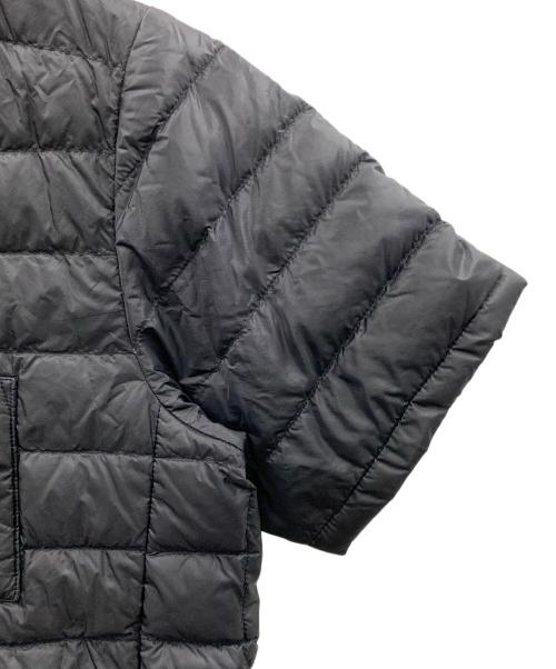 NANGA（ナンガ）NANGA (ナンガ) 半袖ダウンジャケット ブラック サイズ:Mの古着・服飾アイテム