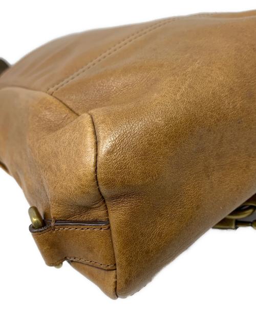 COACH（コーチ）COACH (コーチ) ショルダーバッグ キャメル サイズ:実寸サイズにてご確認ください。の古着・服飾アイテム