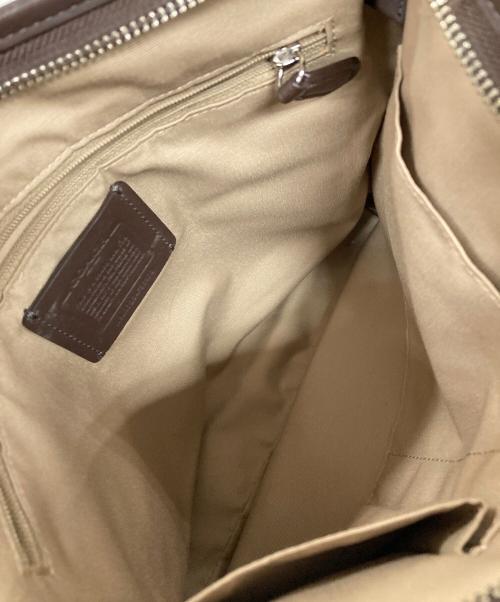 COACH（コーチ）COACH (コーチ) ショルダーバッグ シグネチャー ベージュ×ブラウン サイズ:実寸サイズにてご確認ください。の古着・服飾アイテム