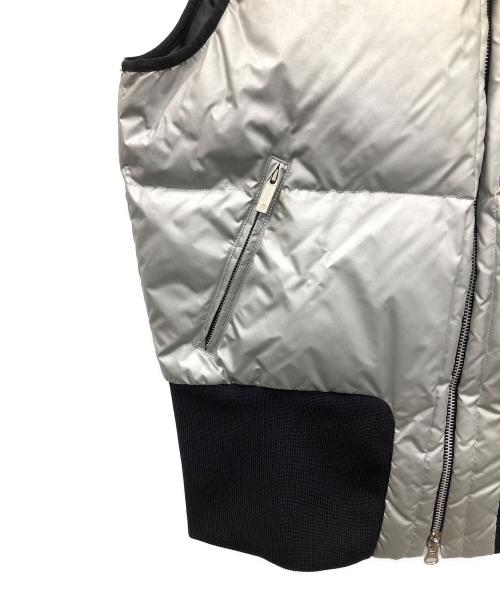 Y-3（ワイスリー）Y-3 (ワイスリー) ダウンベスト グレー サイズ:Lの古着・服飾アイテム