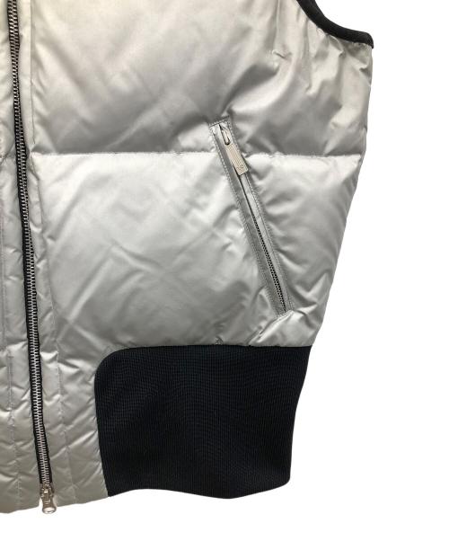 Y-3（ワイスリー）Y-3 (ワイスリー) ダウンベスト グレー サイズ:Lの古着・服飾アイテム