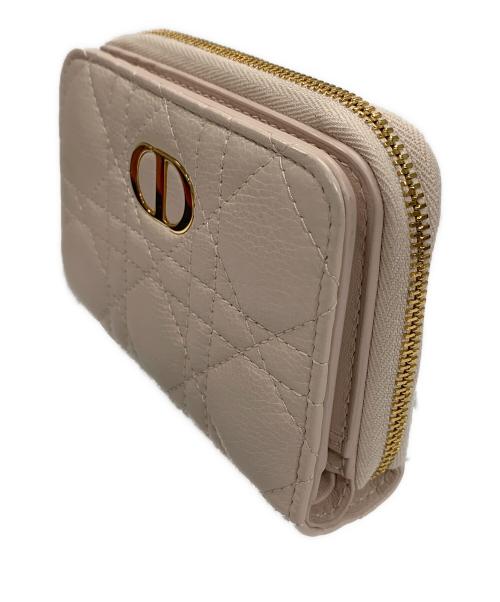 Christian Dior（クリスチャン ディオール）Christian Dior (クリスチャン ディオール) 2つ折り財布 Caro Scarlet(カロ スカーレット） カナージュ カーフスキン サイズ:実寸サイズにてご確認ください。の古着・服飾アイテム