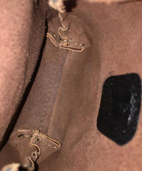 Herz（ヘルツ）Herz (ヘルツ) バッグ 口枠ベルトポーチ ブラウン サイズ:実寸サイズにてご確認ください。の古着・服飾アイテム