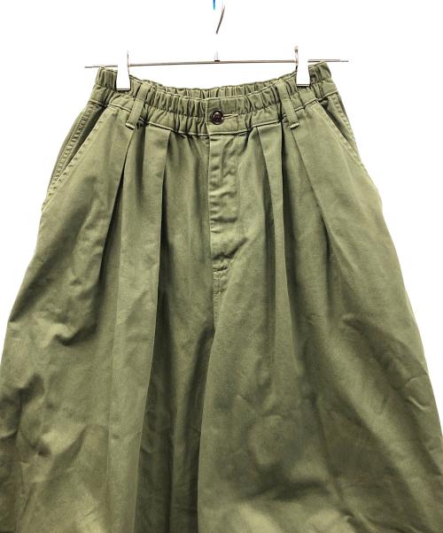 HARVESTY（ハーベスティー）HARVESTY (ハーベスティー) サーカスパンツ オリーブ サイズ:2の古着・服飾アイテム