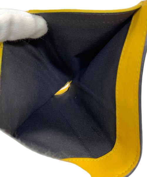 FENDI（フェンディ）FENDI (フェンディ) 二つ折り財布 ミディアム ウォレット イエロー サイズ:実寸サイズにてご確認ください。の古着・服飾アイテム