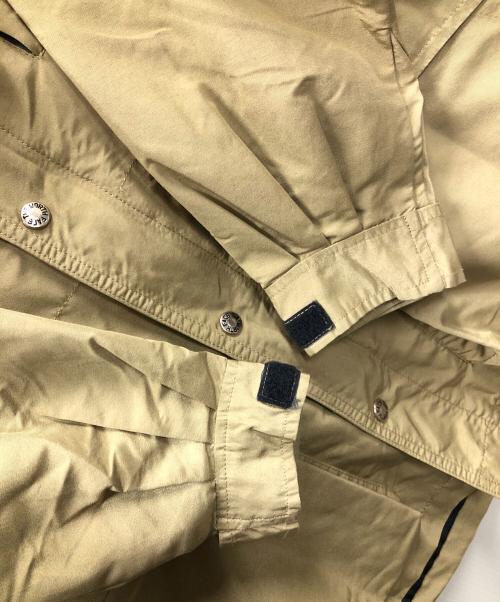 THE NORTH FACE（ザ ノース フェイス）THE NORTH FACE (ザ ノース フェイス) ナイロンジャケット カーキ サイズ:Mの古着・服飾アイテム
