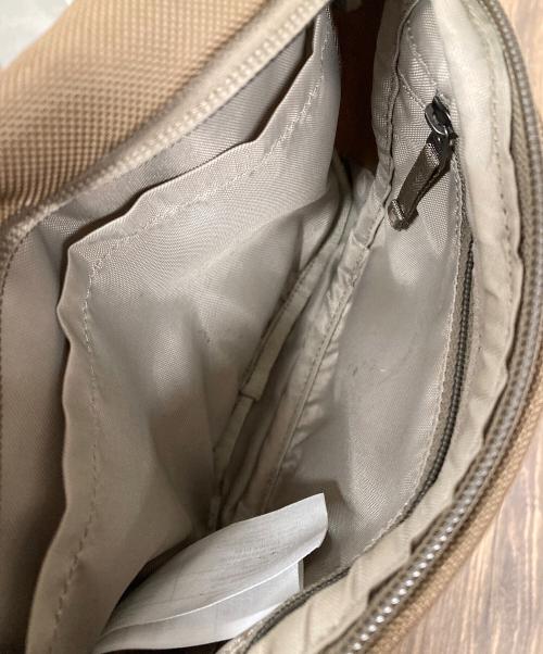 ARC'TERYX（アークテリクス）ARC'TERYX (アークテリクス) ショルダーバッグ ブラウン サイズ:実寸サイズにご確認ください。の古着・服飾アイテム